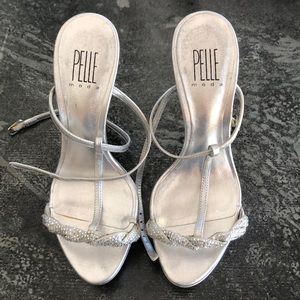 PELLE MODA women’s heels size 5.5